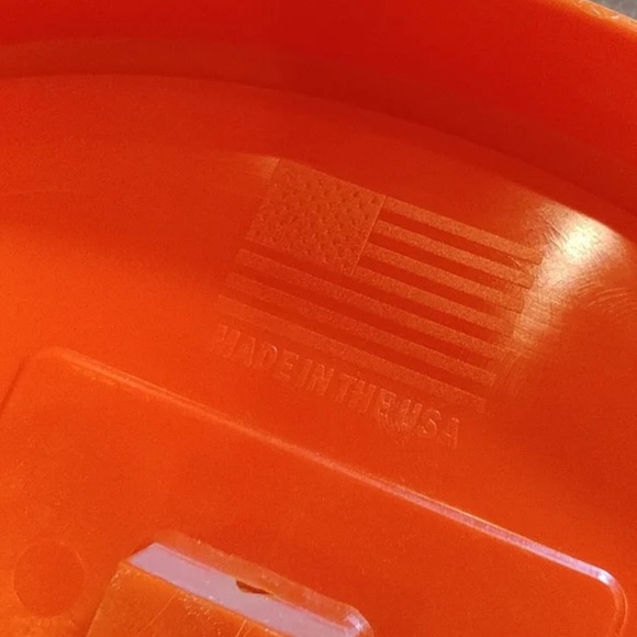 Miami Huricanes the U Plastic Wall Clock - Orange & Green - Football - Picture 4 of 5